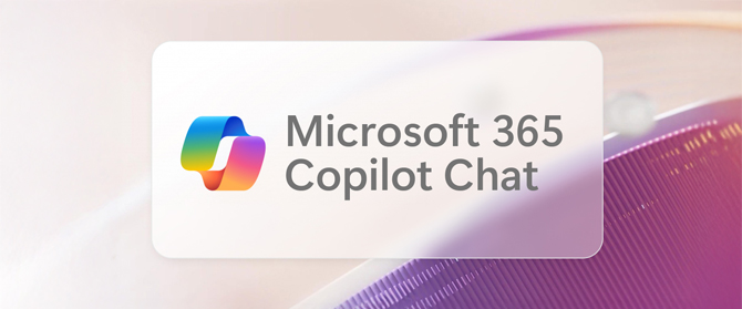 Ein Microsoft 365 Copilot Chat-Logo mit bunten abstrakten Formen neben dem Copilot-Chat-Text auf einem weichen, verschwommenen Hintergrund.
