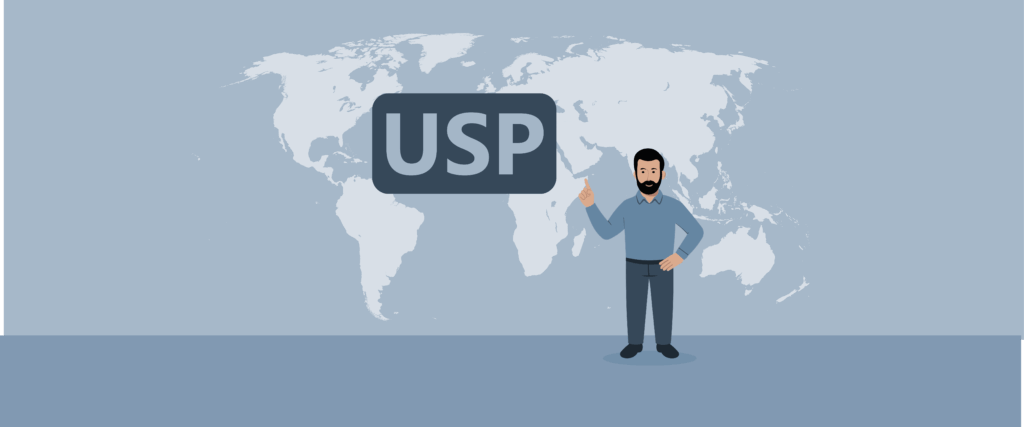 Illustration eines Mannes, der vor einer Weltkarte steht und auf eine große Sprechblase zeigt, in der USPs im Online-Handel geschrieben stehen. Der hellblaue Hintergrund unterstreicht den globalen Fokus auf Alleinstellungsmerkmale im E-Commerce.